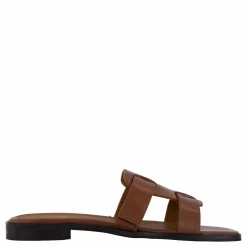 A8708 Cognac Nappa