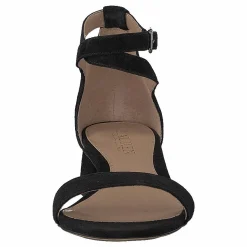 Betha Black
