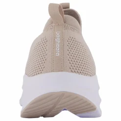 Breezy Sand/white