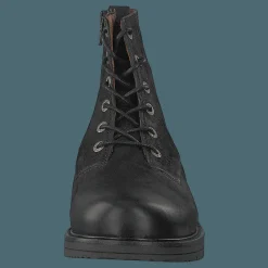 Carina Black