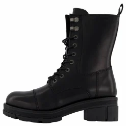 Cecilia Boot