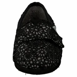 Classics Kids Black Crochet