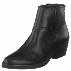 Dashed Black