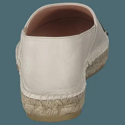 Demi Sand