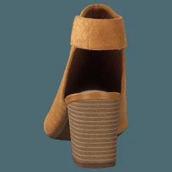Deva Bell Tan