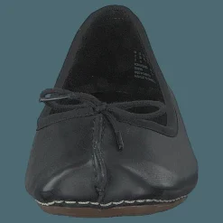 Freckle Ice Black Leather