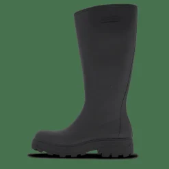 Halla Black