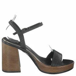 Junet Black