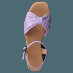 Madeleine Lilac