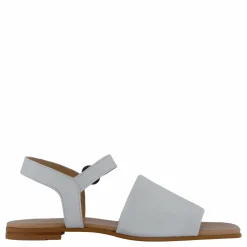 Madeleine Offwhite