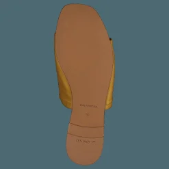 Madeleine Yellow