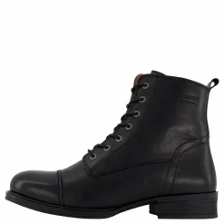 Pandora Boot