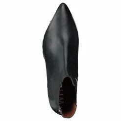 Sable Tractor Black