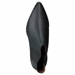 Sable Tractor Black