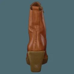 Ubah Saratoga Cuoio