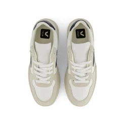 V-10 White Nautico