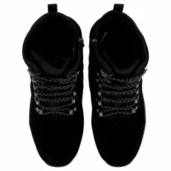 Woodford M Studs Black