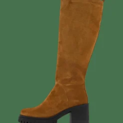 Ylva - Brown
