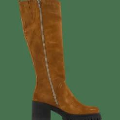 Ylva - Brown